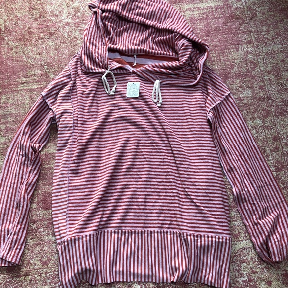 Free People shoulders and stripes hoodie - Picture 3 of 4